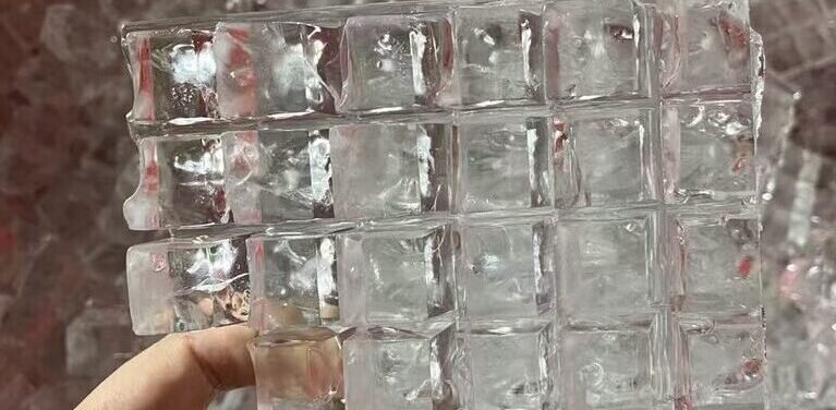 cube ice